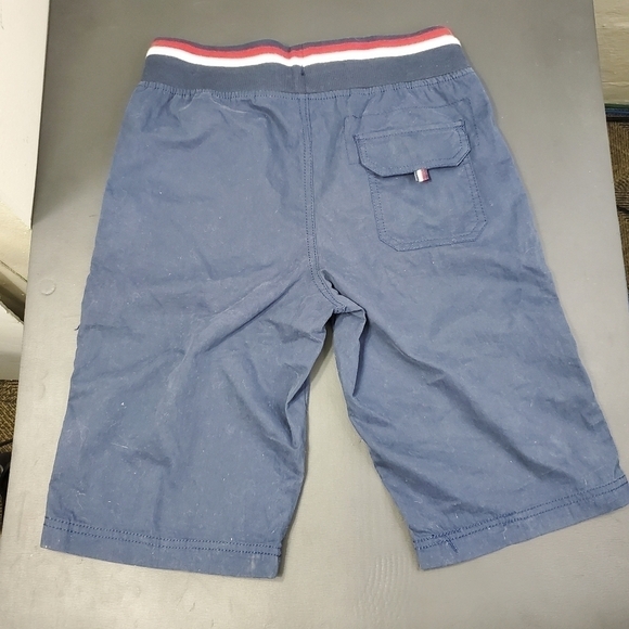 TOMMY HILFIGER SHORTS BOYS SIZE LARGE 16/18 - Picture 8 of 14